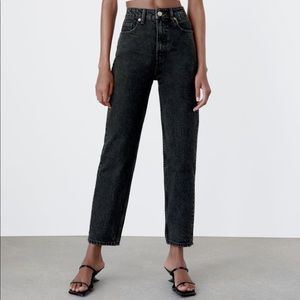 ZARA Mom Fit Jeans🖤